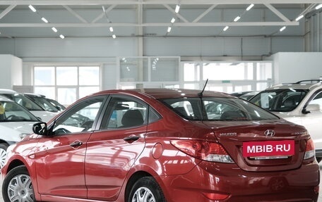 Hyundai Solaris II рестайлинг, 2013 год, 899 000 рублей, 4 фотография