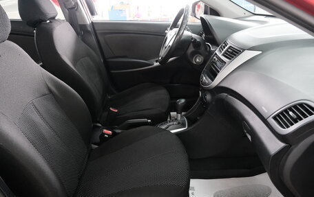 Hyundai Solaris II рестайлинг, 2013 год, 899 000 рублей, 19 фотография
