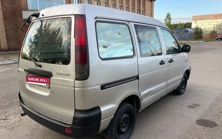Toyota Town Ace III, 2001 год, 328 000 рублей, 3 фотография