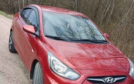 Hyundai Solaris II рестайлинг, 2011 год, 750 000 рублей, 9 фотография