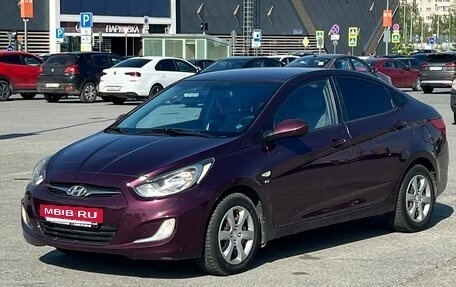 Hyundai Solaris II рестайлинг, 2011 год, 580 000 рублей, 2 фотография