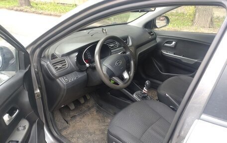 KIA Rio III рестайлинг, 2011 год, 650 000 рублей, 10 фотография