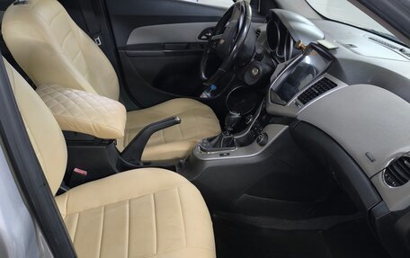 Chevrolet Cruze II, 2011 год, 500 000 рублей, 6 фотография