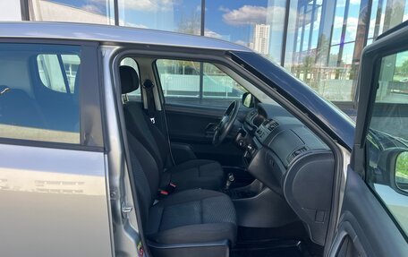 Skoda Fabia II, 2011 год, 850 000 рублей, 14 фотография