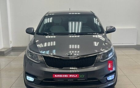 KIA Rio III рестайлинг, 2017 год, 990 000 рублей, 2 фотография