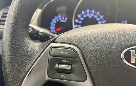 KIA Rio III рестайлинг, 2017 год, 990 000 рублей, 16 фотография