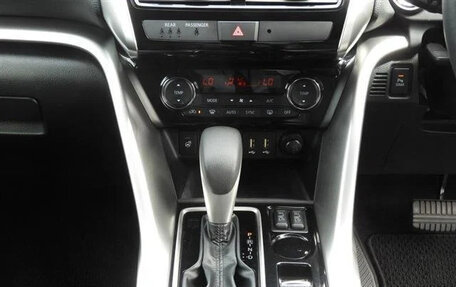 Mitsubishi Eclipse Cross, 2022 год, 1 810 000 рублей, 23 фотография