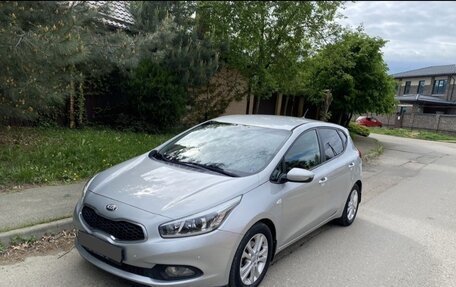 KIA cee'd III, 2012 год, 1 100 000 рублей, 3 фотография