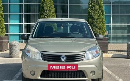 Renault Sandero I, 2013 год, 625 990 рублей, 2 фотография