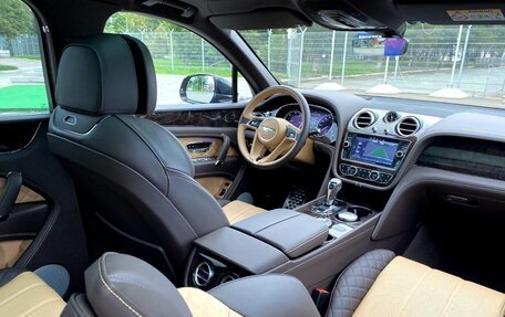 Bentley Bentayga I, 2019 год, 14 950 000 рублей, 15 фотография