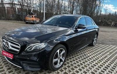 Mercedes-Benz E-Класс, 2019 год, 3 150 000 рублей, 1 фотография