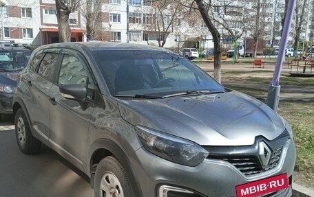 Renault Kaptur I рестайлинг, 2017 год, 1 114 000 рублей, 8 фотография