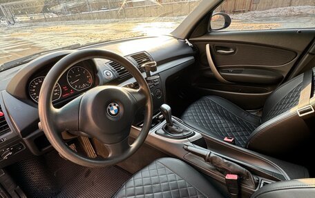 BMW 1 серия, 2008 год, 659 000 рублей, 12 фотография