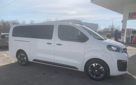 Opel Zafira Life I, 2021 год, 3 380 000 рублей, 3 фотография