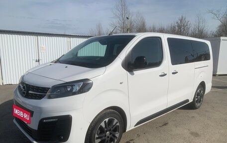 Opel Zafira Life I, 2021 год, 3 380 000 рублей, 2 фотография