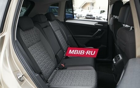 Volkswagen Tiguan II, 2021 год, 1 599 000 рублей, 11 фотография
