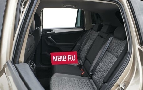 Volkswagen Tiguan II, 2021 год, 1 599 000 рублей, 13 фотография