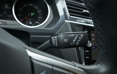 Volkswagen Tiguan II, 2021 год, 1 599 000 рублей, 22 фотография