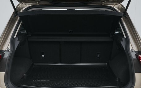 Volkswagen Tiguan II, 2021 год, 1 599 000 рублей, 28 фотография