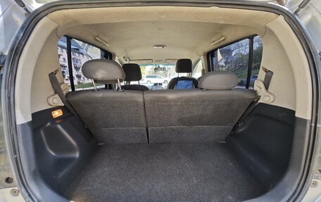 Toyota Passo III, 2006 год, 390 000 рублей, 8 фотография