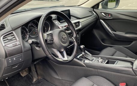 Mazda 6, 2018 год, 1 900 000 рублей, 10 фотография