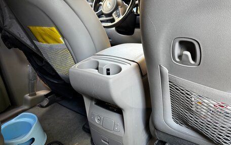 KIA Carnival III, 2018 год, 2 700 000 рублей, 9 фотография