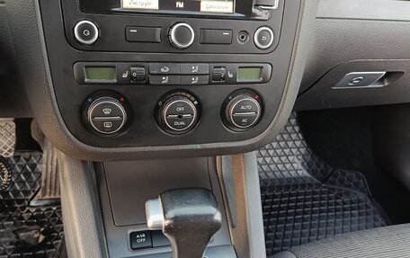 Volkswagen Golf V, 2008 год, 690 000 рублей, 15 фотография