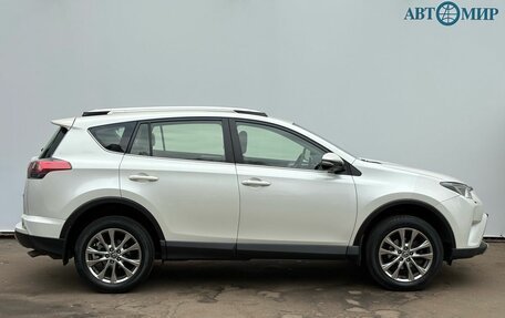 Toyota RAV4, 2016 год, 2 439 000 рублей, 4 фотография