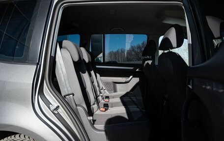 Volkswagen Touran III, 2011 год, 880 000 рублей, 16 фотография