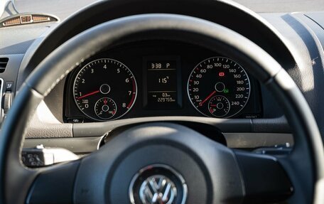 Volkswagen Touran III, 2011 год, 880 000 рублей, 20 фотография