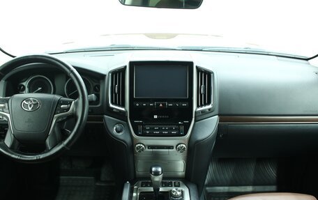 Toyota Land Cruiser 200, 2016 год, 6 901 000 рублей, 15 фотография