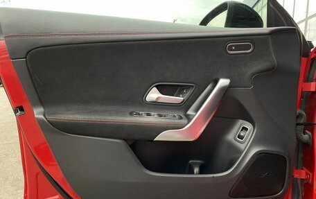 Mercedes-Benz CLA, 2019 год, 2 799 000 рублей, 12 фотография