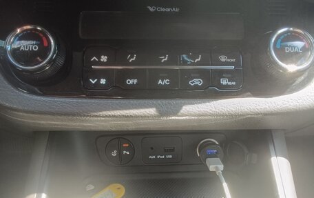 KIA Sportage III, 2011 год, 1 350 000 рублей, 4 фотография