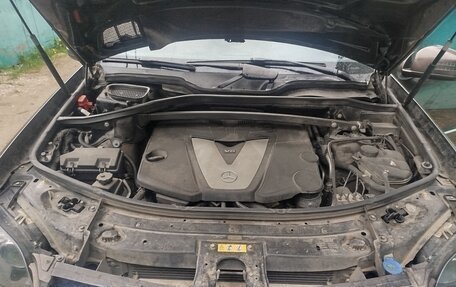 Mercedes-Benz GL-Класс, 2011 год, 2 400 000 рублей, 15 фотография