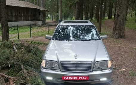 Mercedes-Benz C-Класс, 1997 год, 645 000 рублей, 8 фотография