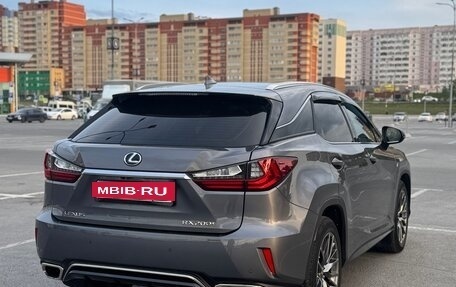 Lexus RX IV рестайлинг, 2017 год, 4 300 000 рублей, 3 фотография