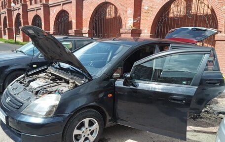 Honda Stream I рестайлинг, 2001 год, 450 000 рублей, 9 фотография