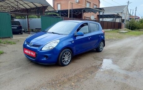 Hyundai i20 IB рестайлинг, 2010 год, 590 000 рублей, 2 фотография
