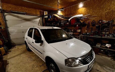 Renault Logan I, 2012 год, 400 000 рублей, 6 фотография