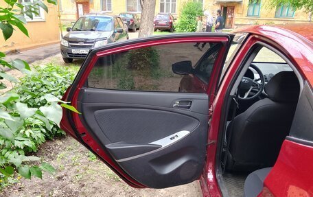 Hyundai Solaris II рестайлинг, 2013 год, 850 000 рублей, 25 фотография