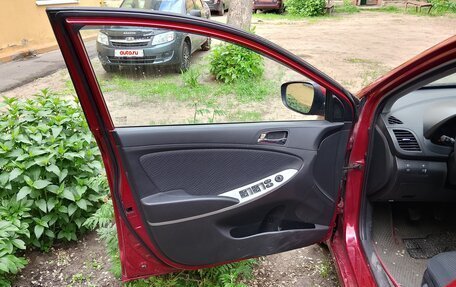 Hyundai Solaris II рестайлинг, 2013 год, 850 000 рублей, 18 фотография