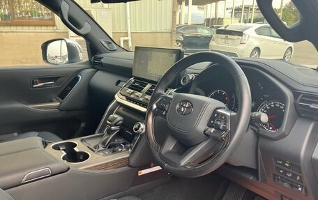 Toyota Land Cruiser, 2022 год, 8 730 000 рублей, 13 фотография