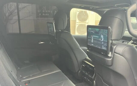 Toyota Land Cruiser, 2022 год, 8 730 000 рублей, 26 фотография