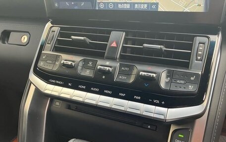 Toyota Land Cruiser, 2022 год, 8 730 000 рублей, 30 фотография