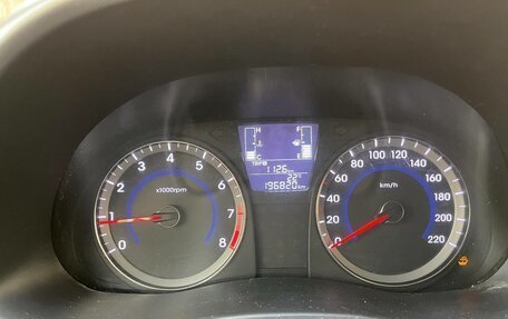 Hyundai Solaris II рестайлинг, 2015 год, 620 000 рублей, 8 фотография