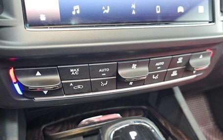 Maserati Levante I, 2022 год, 4 656 836 рублей, 12 фотография