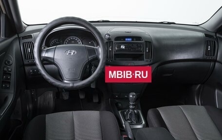 Hyundai Elantra IV, 2010 год, 825 000 рублей, 6 фотография