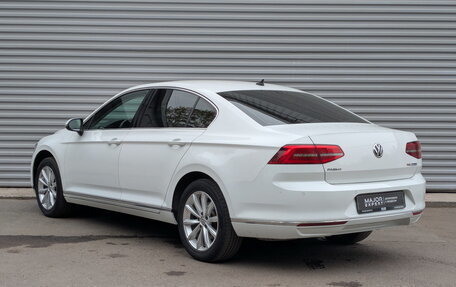 Volkswagen Passat B8 рестайлинг, 2017 год, 2 200 000 рублей, 7 фотография