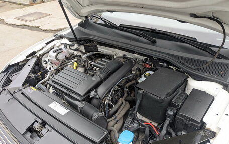 Volkswagen Passat B8 рестайлинг, 2017 год, 2 200 000 рублей, 10 фотография