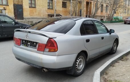 Mitsubishi Carisma I, 1998 год, 195 000 рублей, 5 фотография